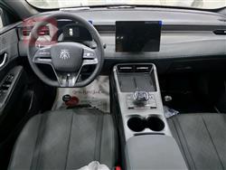 بی وای دی Qin Plus